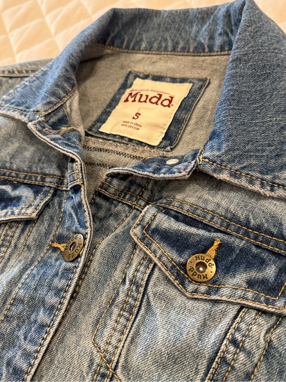 MUDD Boho Fringe Denim Jacket Size Small Aztec Woven Trim Embroidered Blue Jean